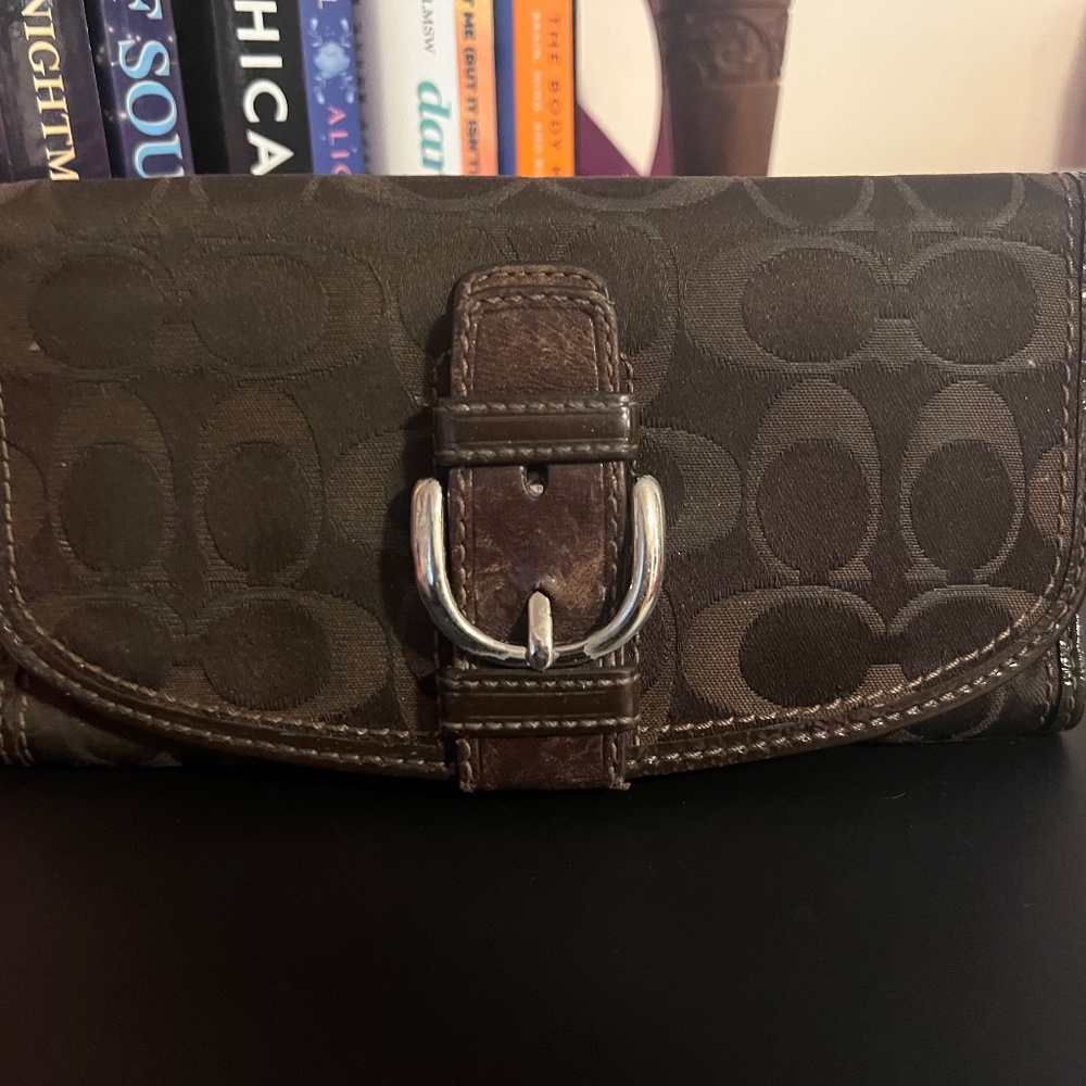 Vintage Coach Signature Canvas Big "C" Continental Wallet